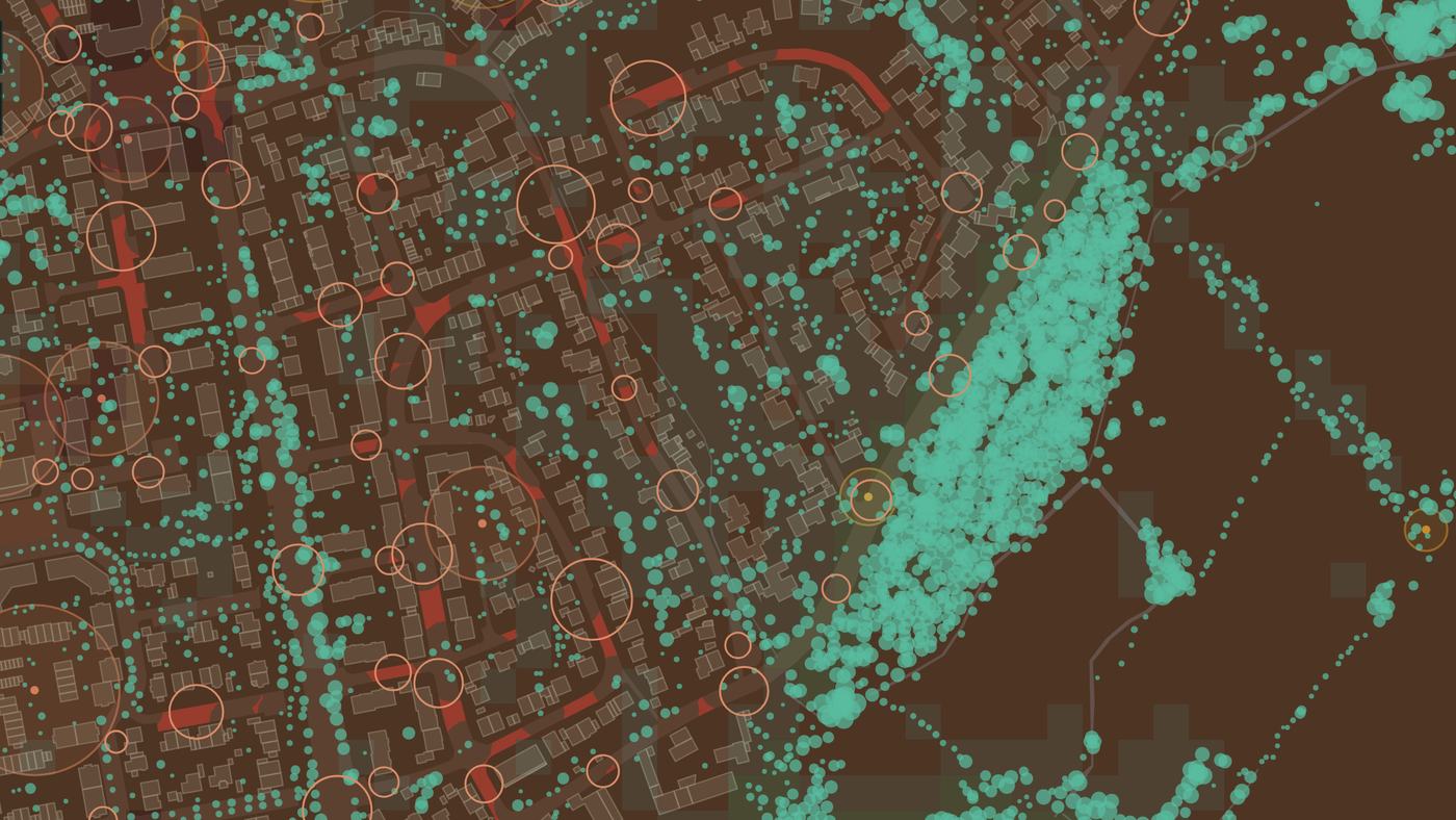 Map detail: heat-loaded streets and areas shaded brown, with green circles for tree crowns above them. Street sections without a nearby tree are highlighted in red, orange rings mark possible planting areas, yellow dots assessed public places. On the right a densely wooded strip without heat load.